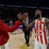 Čima Moneke odgovorio "kritičarima": "Mislim da je vreme da se neki ljudi povuku i nestanu sa scene" 1