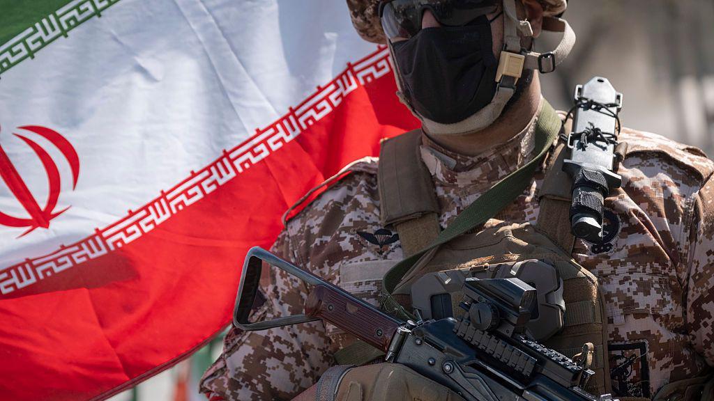Iran ne može vojno da pobedi Ameriku, ali evo kako njegove vođe planiraju da opstanu 1 Vojnik