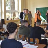 I ministar prosvete u funkcionerskoj kampanji: Stanković obilazi škole baš u mestima u kojima se održavaju lokalni izbori 6