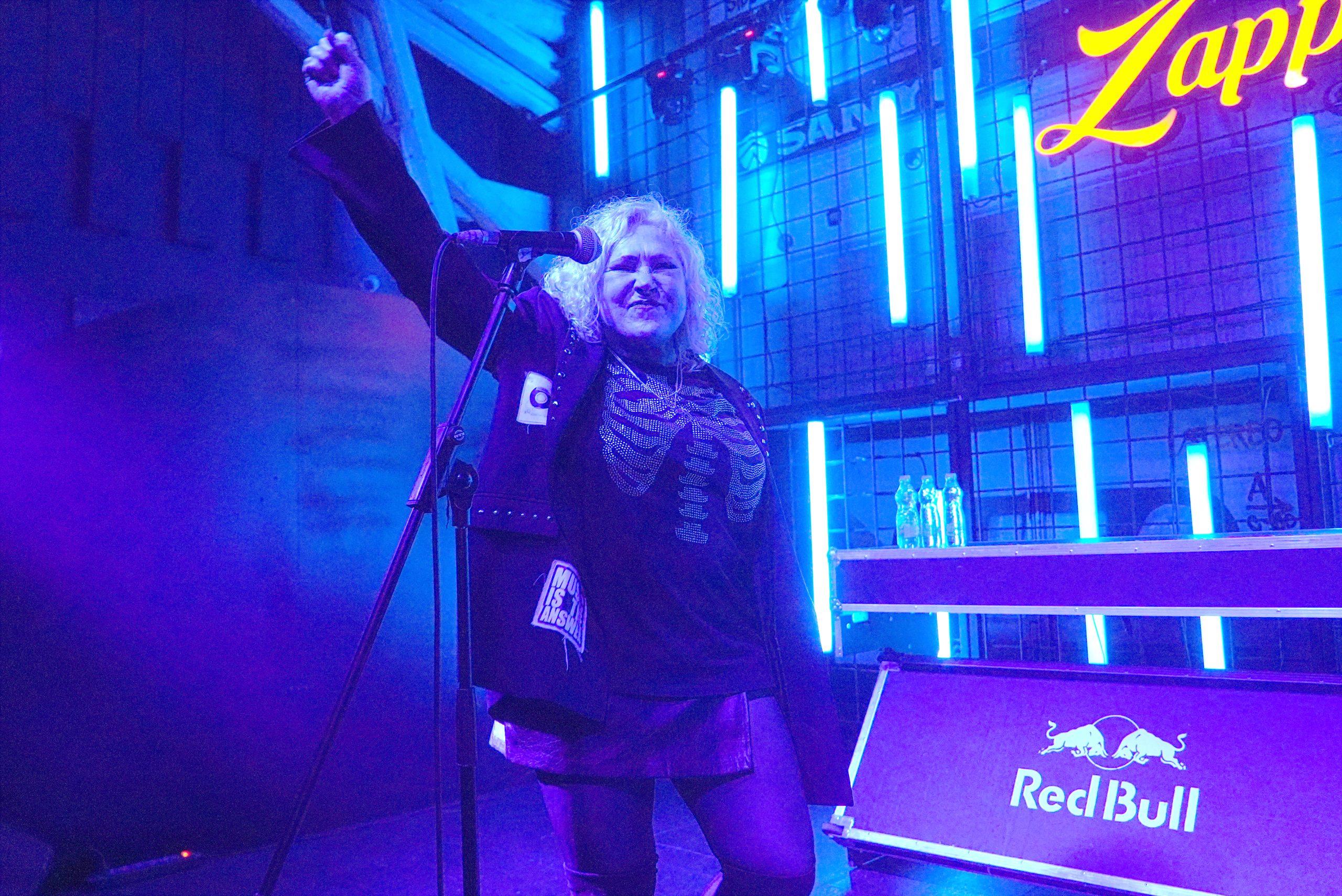 Marina Perazić za Danas pred poslednji koncert u Beogradu: "Opraštam se dostojanstveno" 2 Marina Perazić za Danas pred poslednji koncert u Beogradu: "Opraštam se dostojanstveno" 1