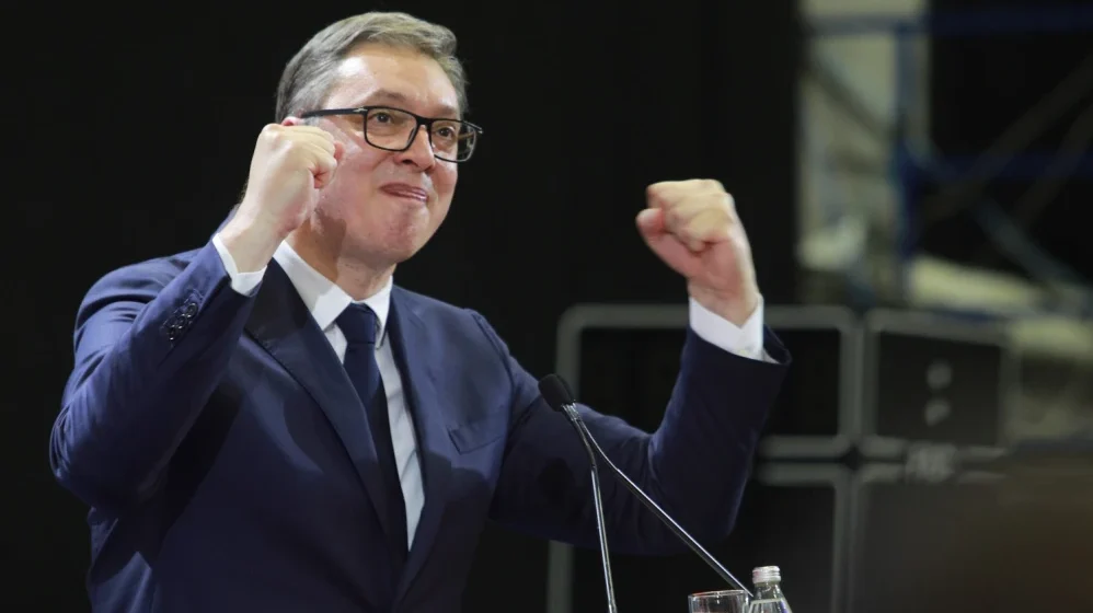 Inverzno perverzno, sa rđavom namerom: Vučić u Areni 1