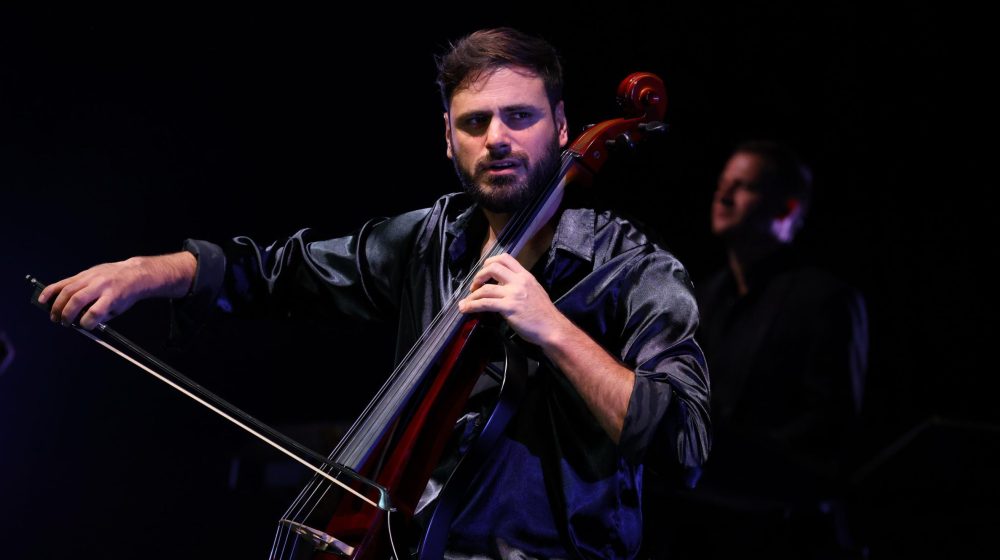 Hauser