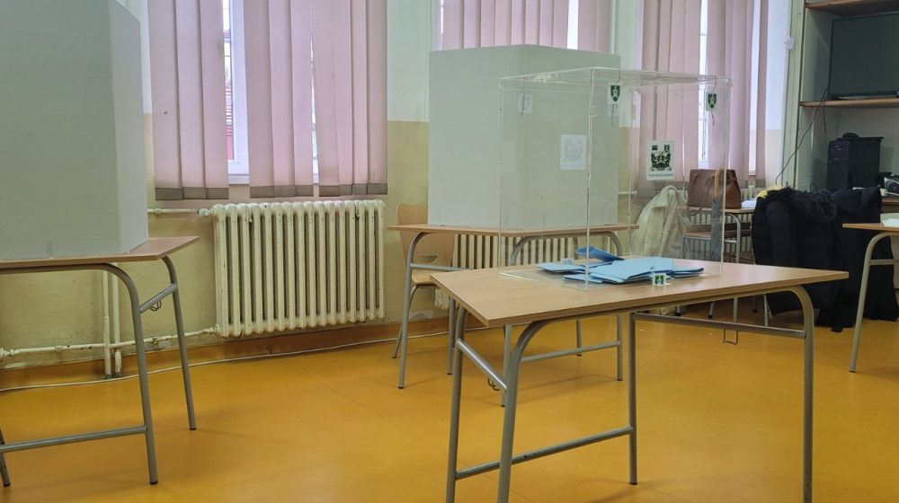 Napadnuta aktivistkinja liste "Knjaževac uz studente" tokom ponovljenih izbora na jednom biračkom mestu 1