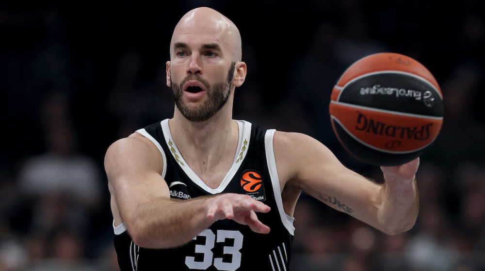 Potpisao na dve godine: Kalates napustio Partizan, ali će i dalje nositi crno-beli dres 6