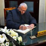 Šešelj se upisao u Knjigu žalosti u Ambasadi Irana 4