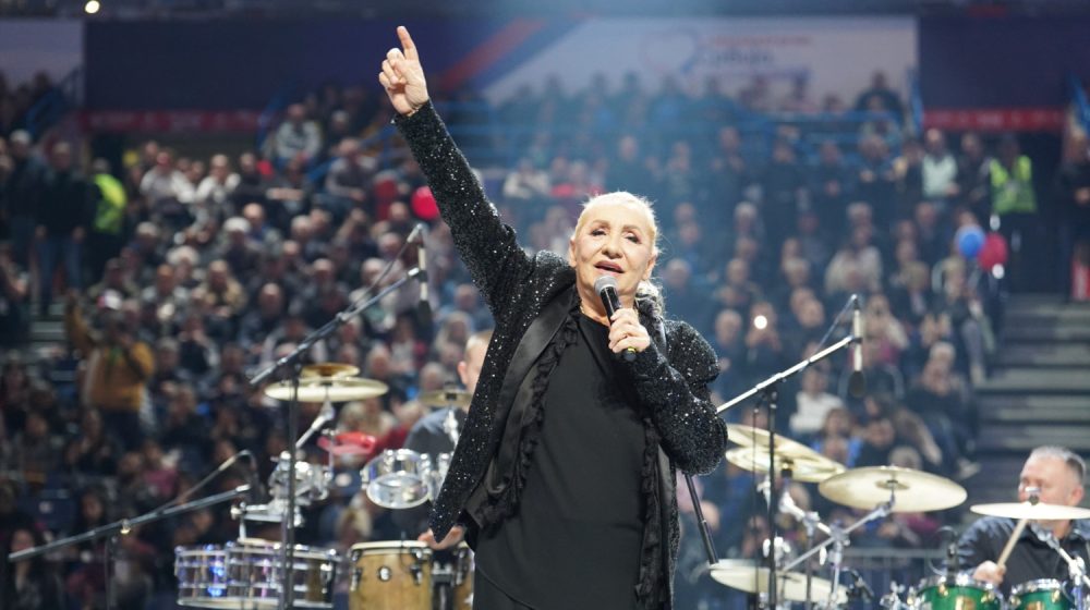 "Uvek bila uz vlast i nikada nije imala nikakvih problema": Ko je Vesna Zmijanac? 1