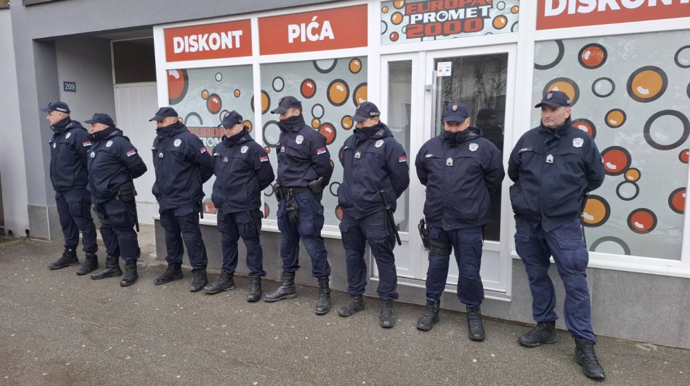 Guranje policije i građana u Crvenki: Srđan Đurić objašnjava šta se desilo (VIDEO) 1