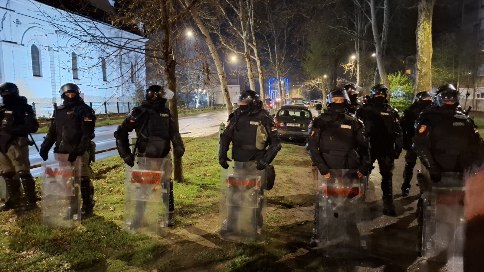 Lokalni izbori: Vučić proglasio pobedu u svih deset mesta, studentska lista u Kuli ne priznaje razultate koje je objavio SNS (FOTO, VIDEO) 4