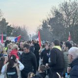 Protest podrške studentima u Savinom selu, mestu koje uporno odaje pomen žrtvama pada nadstrešnice 7