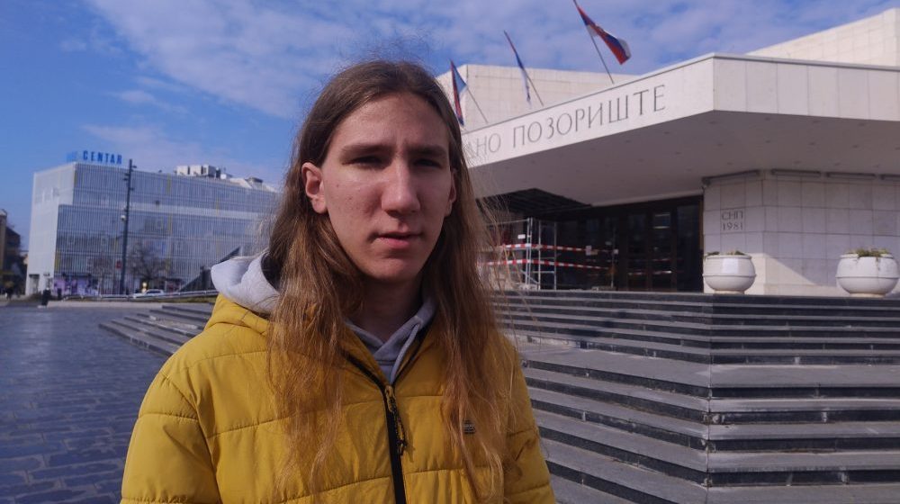 "Vukašine, izvini": Glumci SNP-a obratili se studentu Đinoviću (VIDEO) 1