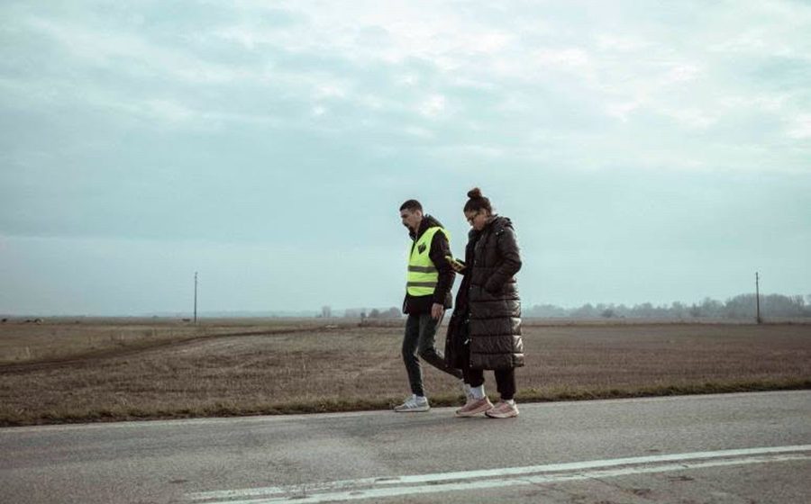 Policajci pešače do Ostroga, skupljaju novac za lečenje dvoje dece 1