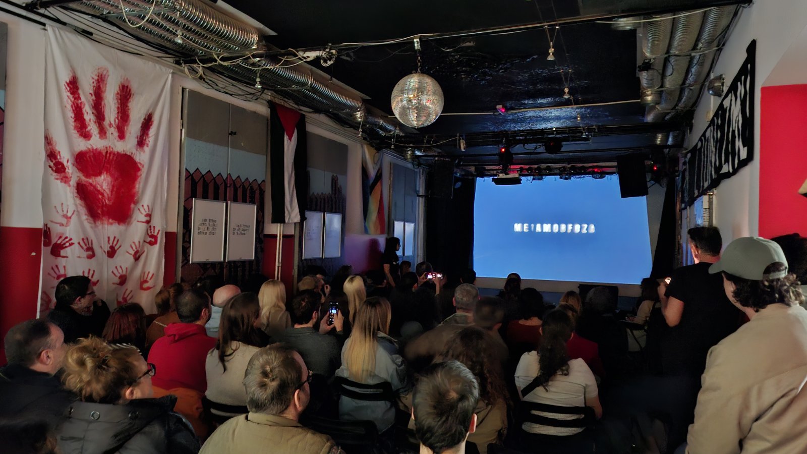 Premijerno prikazan film Metamorfoza o aktivistima STAV-a koji su u bekstvu 2 Premijerno prikazan film Metamorfoza o aktivistima STAV-a koji su u bekstvu 2