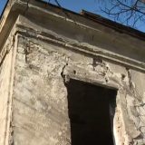 Oštećena i napuštena zgrada u Francuskoj ulici, stanari upozoravaju na potencijalnu opasnost 5