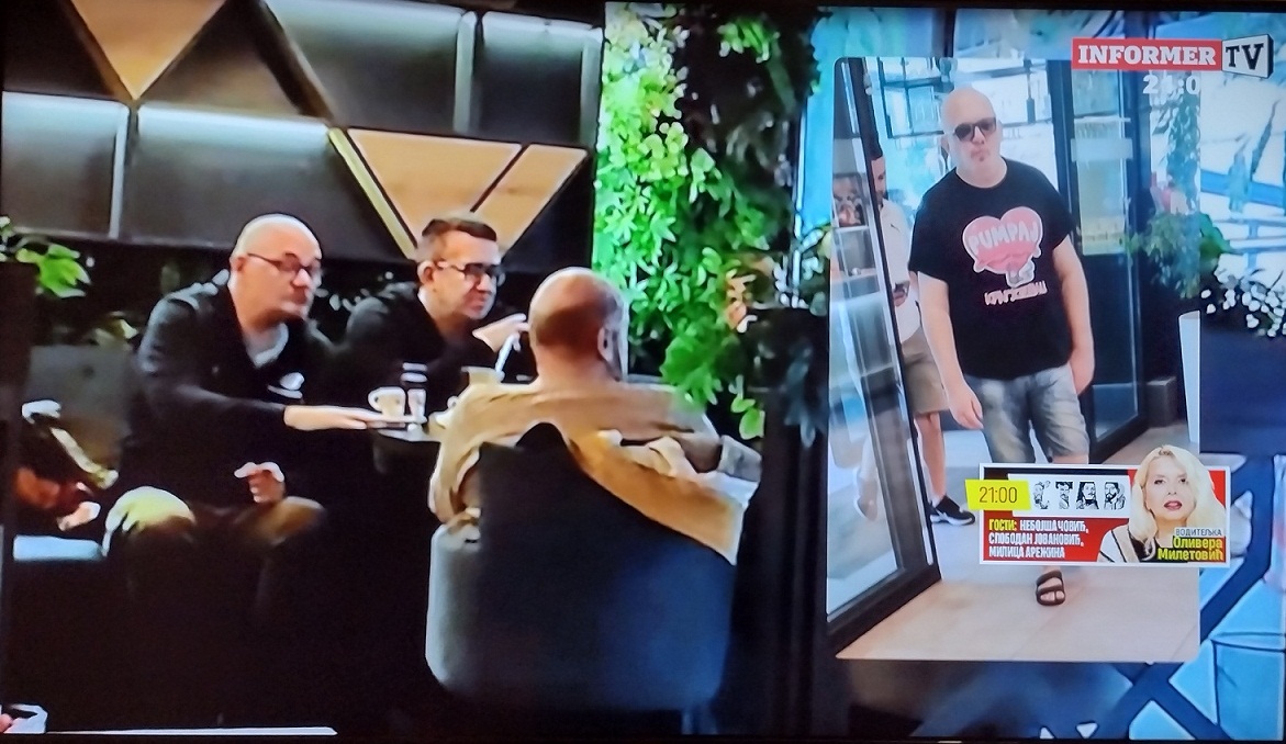 „Informer” pratio, snimao, emitovao i targetirao pogrešnog čoveka: „Sudija Baković blokira sto u kafiću”... samo što to nije sudija Baković 2 „Informer” pratio, snimao, emitovao i targetirao pogrešnog čoveka: „Sudija Baković blokira sto u kafiću”... samo što to nije sudija Baković 2