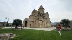 U kolevkama hrišćanstva, ali i tamo gde mu se "nismo nadali”: Gruzija, Jermenija, Iran - „reporterska hodočašća” Živorada Žike Trakića 4
