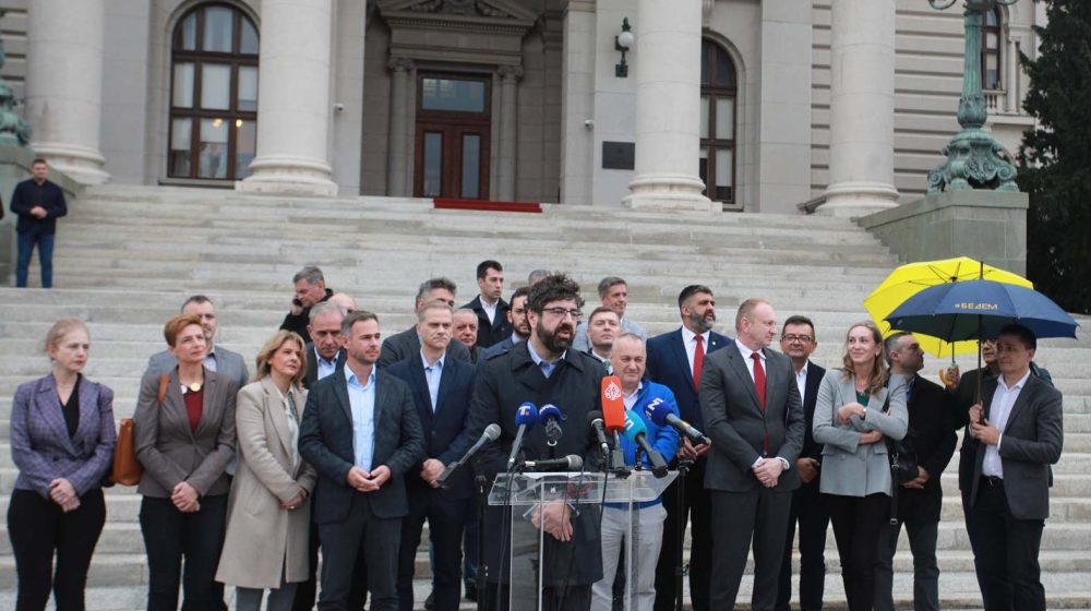 Poslanici danas raspravljaju o nepoverenju vladi Srbije 1