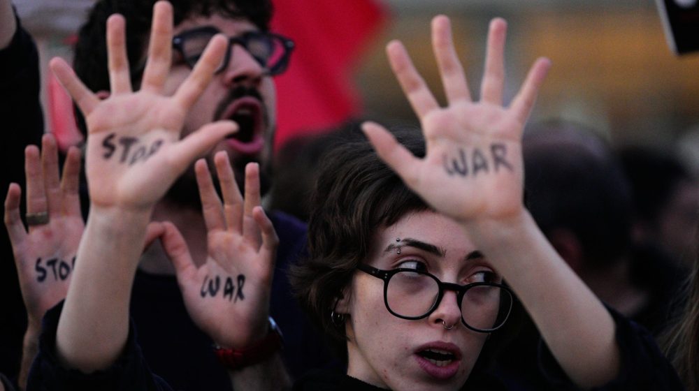 Više od 1.000 ljudi na protestu u Tel Avivu zbog izraelskog rata sa Iranom i Hezbolahom 1