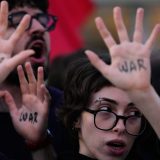 Više od 1.000 ljudi na protestu u Tel Avivu zbog izraelskog rata sa Iranom i Hezbolahom 6
