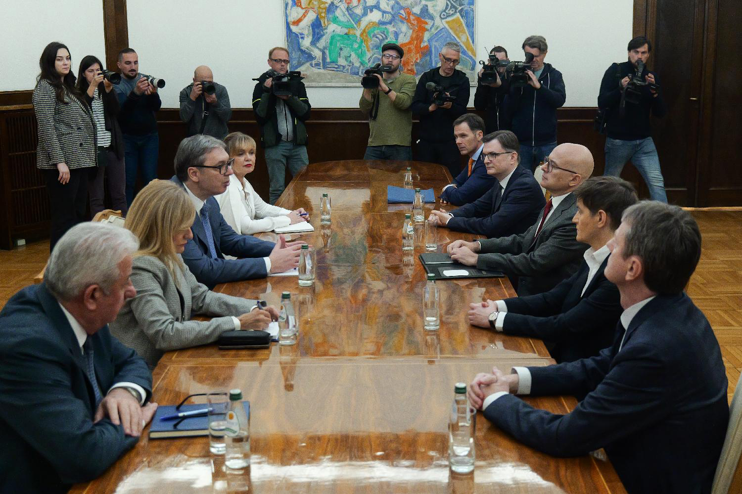 Naprednjaci stigli na konsultacije kod Vučića 2