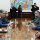 Ko su predstavnici stranaka koji su danas bili na konsultacijama kod Vučića? 4
