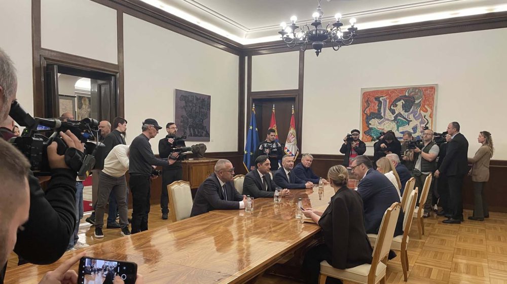 Vučić nastavio konsultacije sa predstavnicima stranaka 1