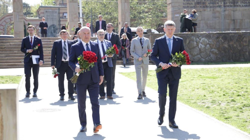 Popović i Rešetnjikov odali počast srpskim i ruskim vojnicima i osudili pokušaje revizije istorije 1