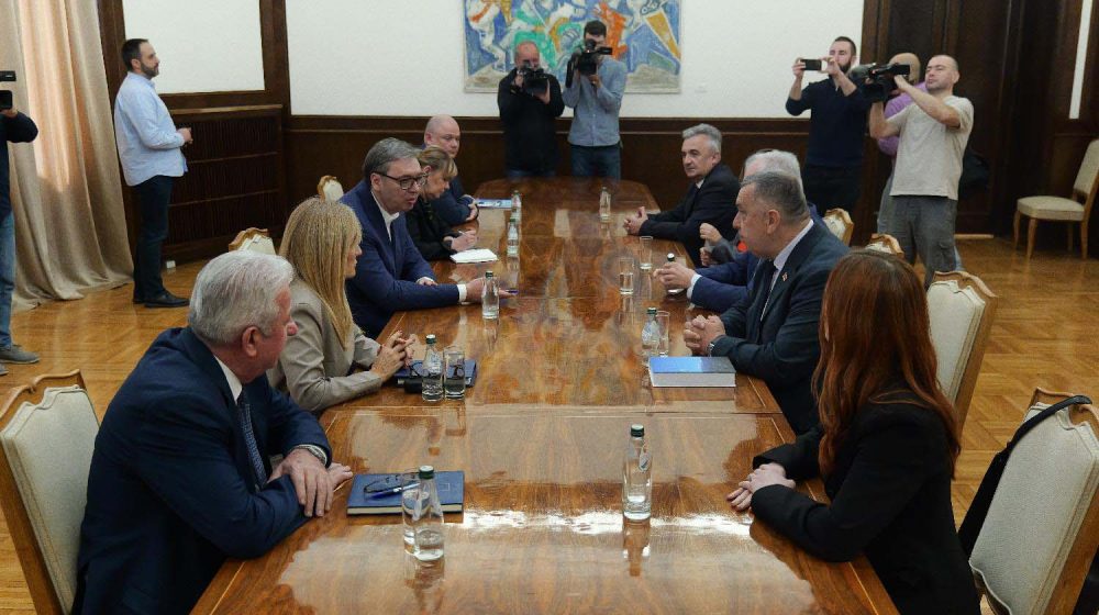 Vučić nastavlja konsultacije 1