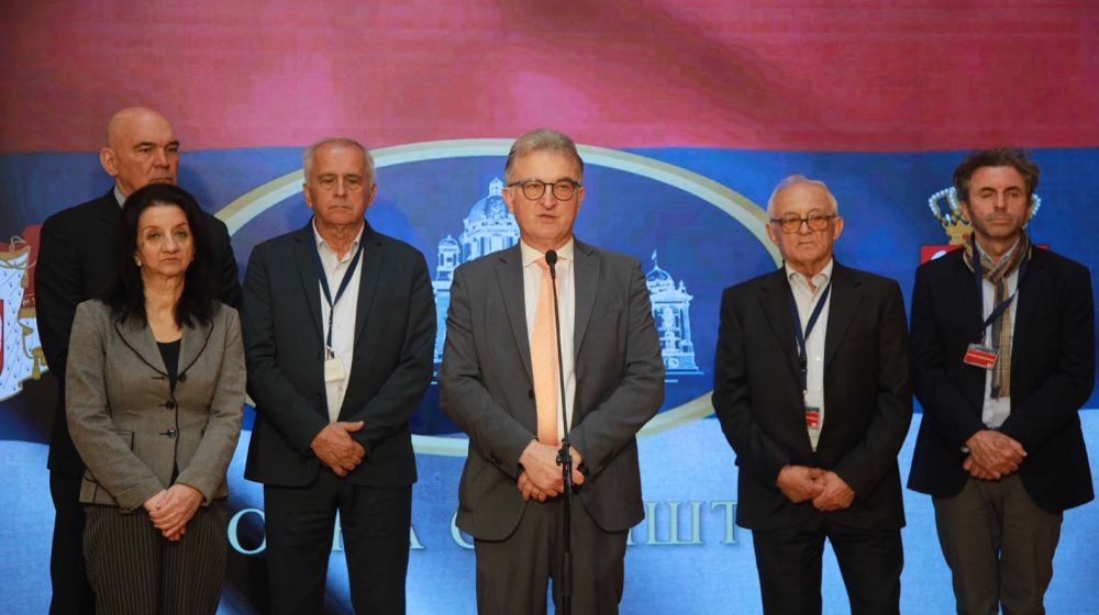 Poslaničke grupe proevropske opozicije traže ocenu ustavnosti Statuta Privredne komore Srbije 1
