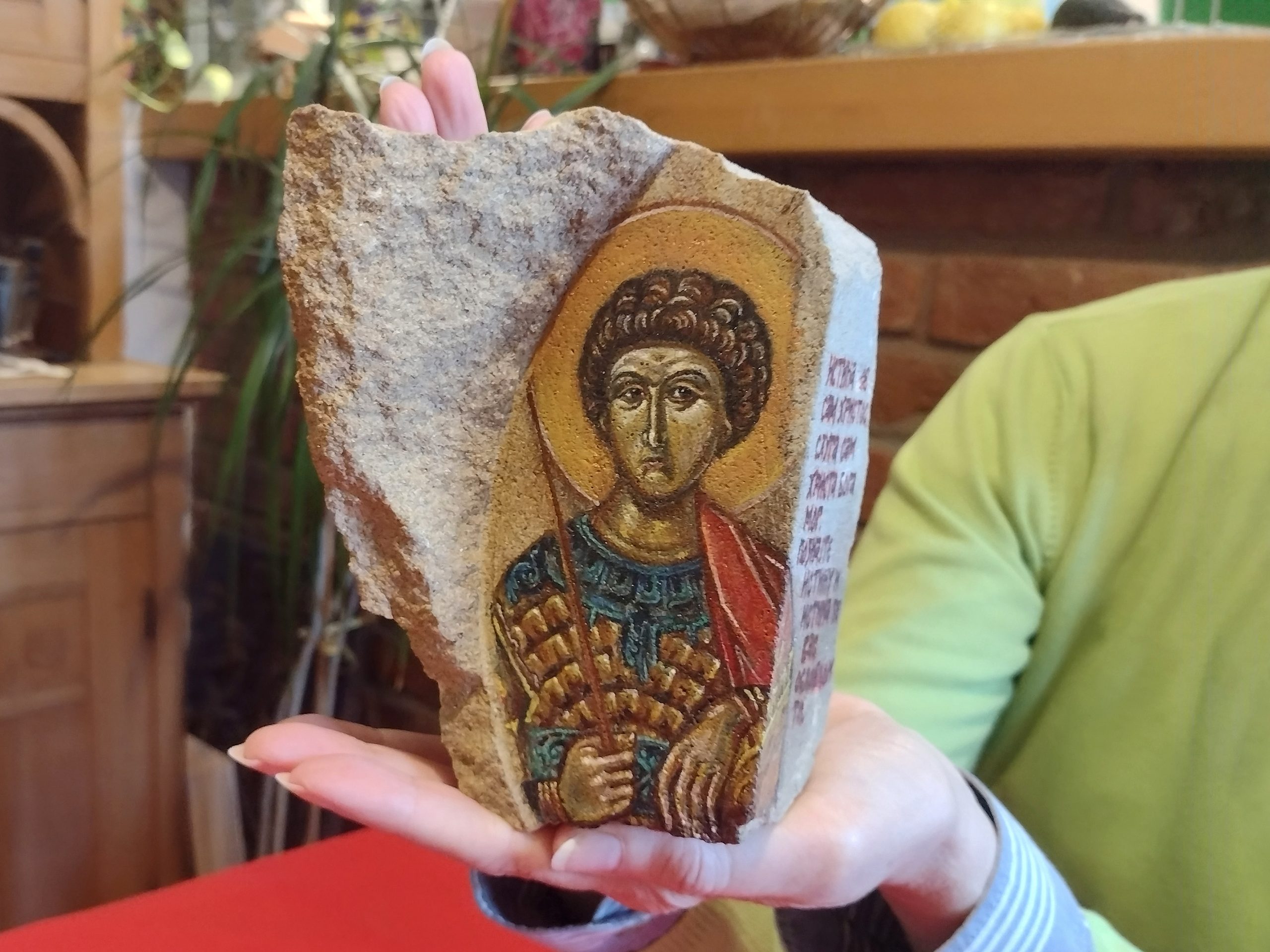 Oslikavanje u kom se vreme ne meri ovozemaljskim satovima: Dekorativna uskršnja jaja na keramici (FOTO) 3 Oslikavanje u kom se vreme ne meri ovozemaljskim satovima: Dekorativna uskršnja jaja na keramici (FOTO) 11