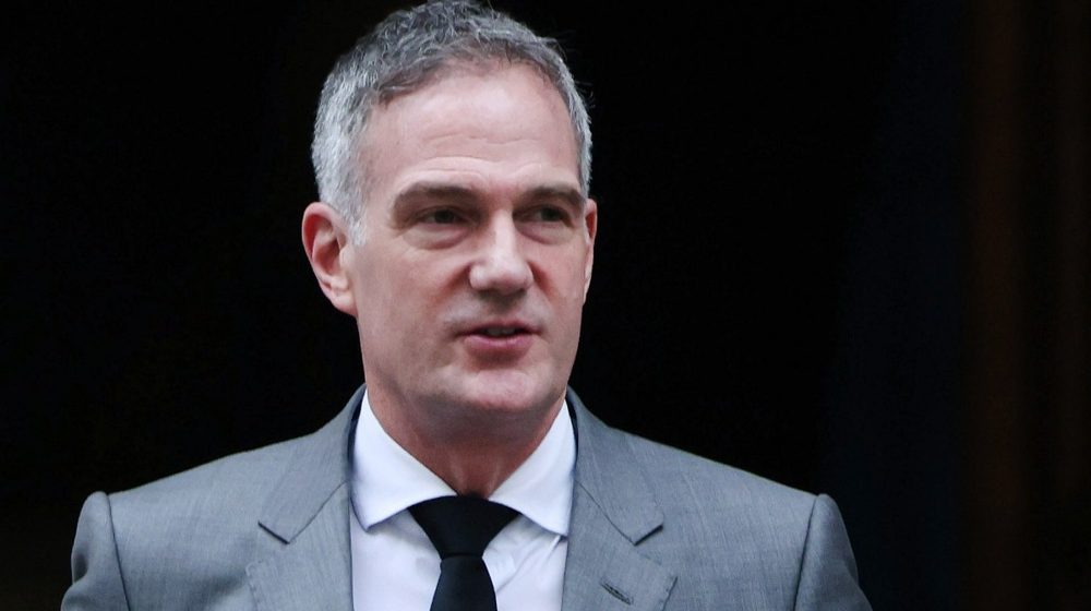 Britanski ministar morao da uverava javnost da ne preti nestašica piva: I to je kriza na kojoj se vide otisci prstiju Donalda Trampa 1
