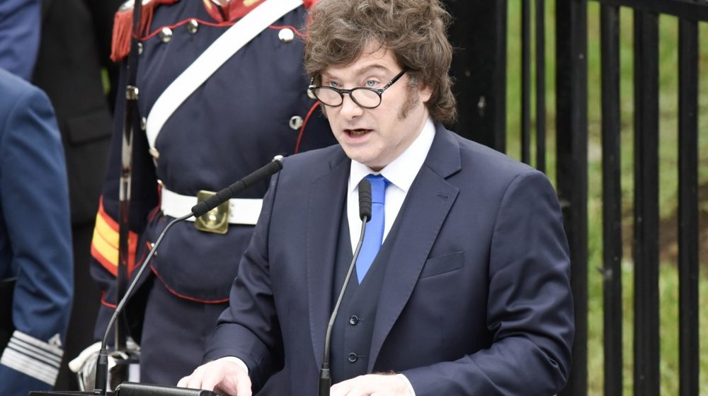 "Ne mrzi ih dovoljno": Predsednik Argentine blokirao pristup novinarima zgradi Vlade 1