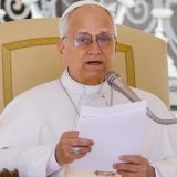 "Vaše ruke su pune krvi": Papa Lav XIV je najuticajniji kritičar Trampa van SAD, njegovi nedvosmisleni komentari imaju odjeka 6