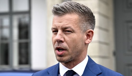 Peter Mađar saopštio nove odluke mađarske vlade, među njima i železnička pruga Budimpešta-Beograd 5