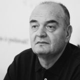 Partizan se oprašta od Duška Vujoševića: Navijači se ispred Arene upisuju u knjigu žalosti (VIDEO) 2