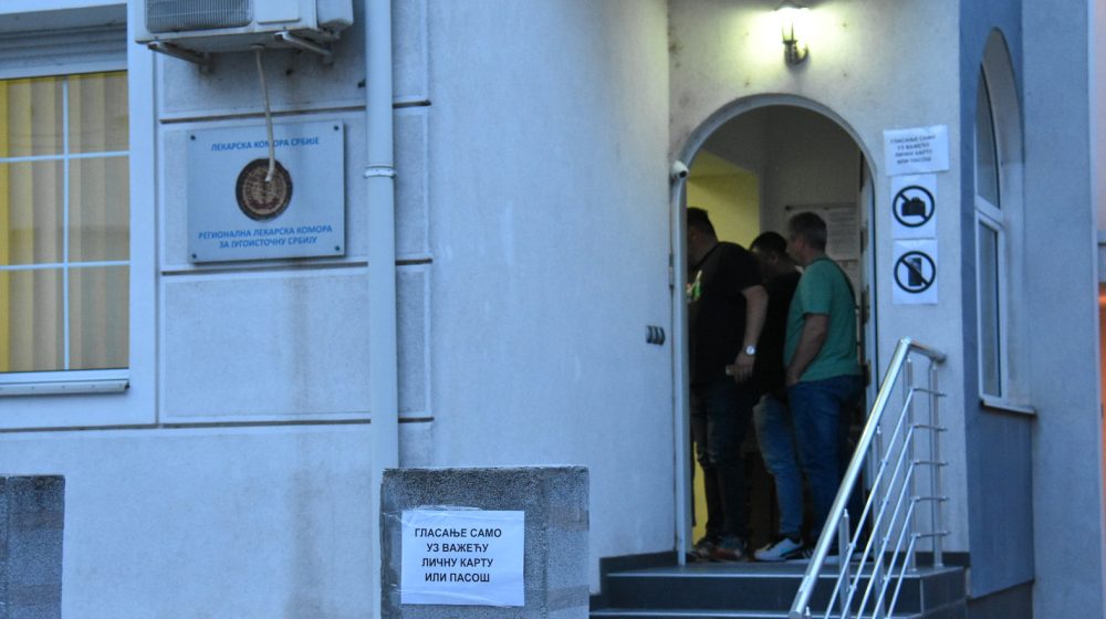 Grupa nezavisnih kandidata iz Niša najavila za danas konferenciju, obelodaniće sve u vezi sa izborima za Lekarsku komoru 1