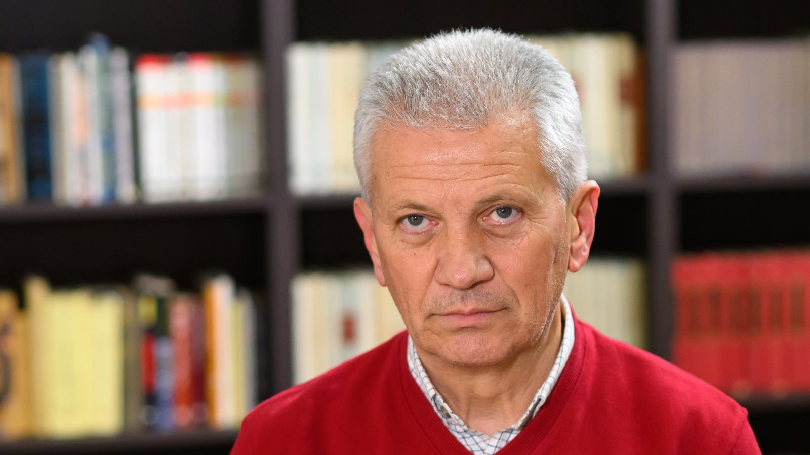 Kako tabloidi pre svih saznaju ko će biti pozvan na razgovor zbog slučaja "zvučni top"? 3 Kako tabloidi pre svih saznaju ko će biti pozvan na razgovor zbog slučaja "zvučni top"? 3