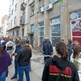 Protest studenata Akademije umetnosti zbog oduzete Galerije u Novom Sadu: Studenti ušli u dekanat 9