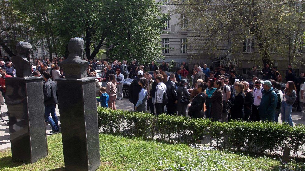 Studenti Medicinskog fakulteta najavili okupljanje u ponedeljak, u 10 i 30: Tvrde da se spremaju još jedni nelegalni izbori za dekana 1
