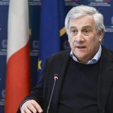 Objavljen razlog odlaganja posete italijanskog ministra Tajanija Vučiću 8