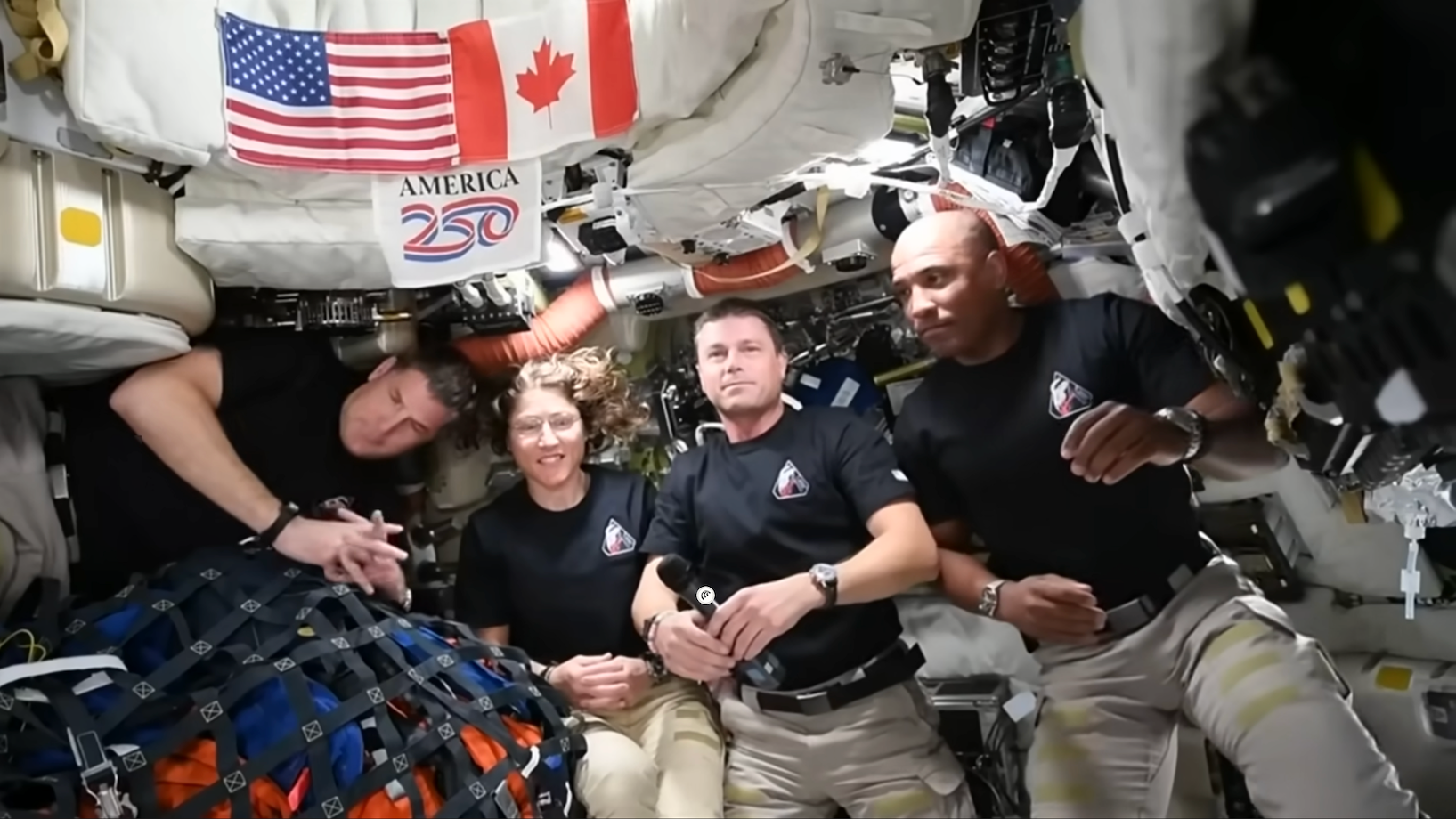 Da li je Artemis Dva pokazao da bi čovek ponovo mogao da sleti na Mesec 4 posada artemisa dva, astronauti, Džeremi Hansen, Kristina Koh, Rid Vajzmen i Viktor Glover - posada Artemisa Dva