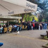 Grad nije produžio zakup prostorija vlasniku popularnog lokala u Kikindi jer je podržao studente: Obrazloženje - tako je odlučio gradonačelnik 4