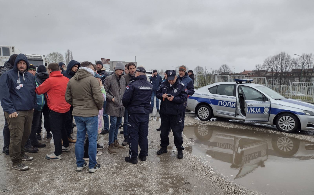 Najveći pritisci, ucene i pretnje u istoriji izbornih kampanja: Dnevnik člana opštinske komisije na izborima u Aranđelovcu 3 Najveći pritisci, ucene i pretnje u istoriji izbornih kampanja: Dnevnik člana opštinske komisije na izborima u Aranđelovcu 3