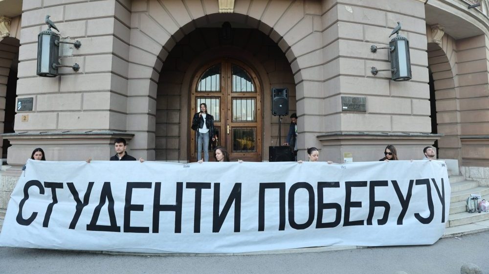 ETF studenti objavili: Podeljeno 1,2 miliona nalepnica Studenti pobeđuju 1