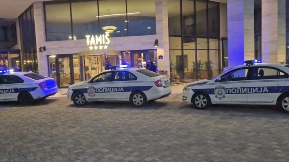 Petrović (SRCE): Policija ispraznila hotel tokom seminara opozicionih stranaka, navodno zbog dojave o postavljenoj bombi 1