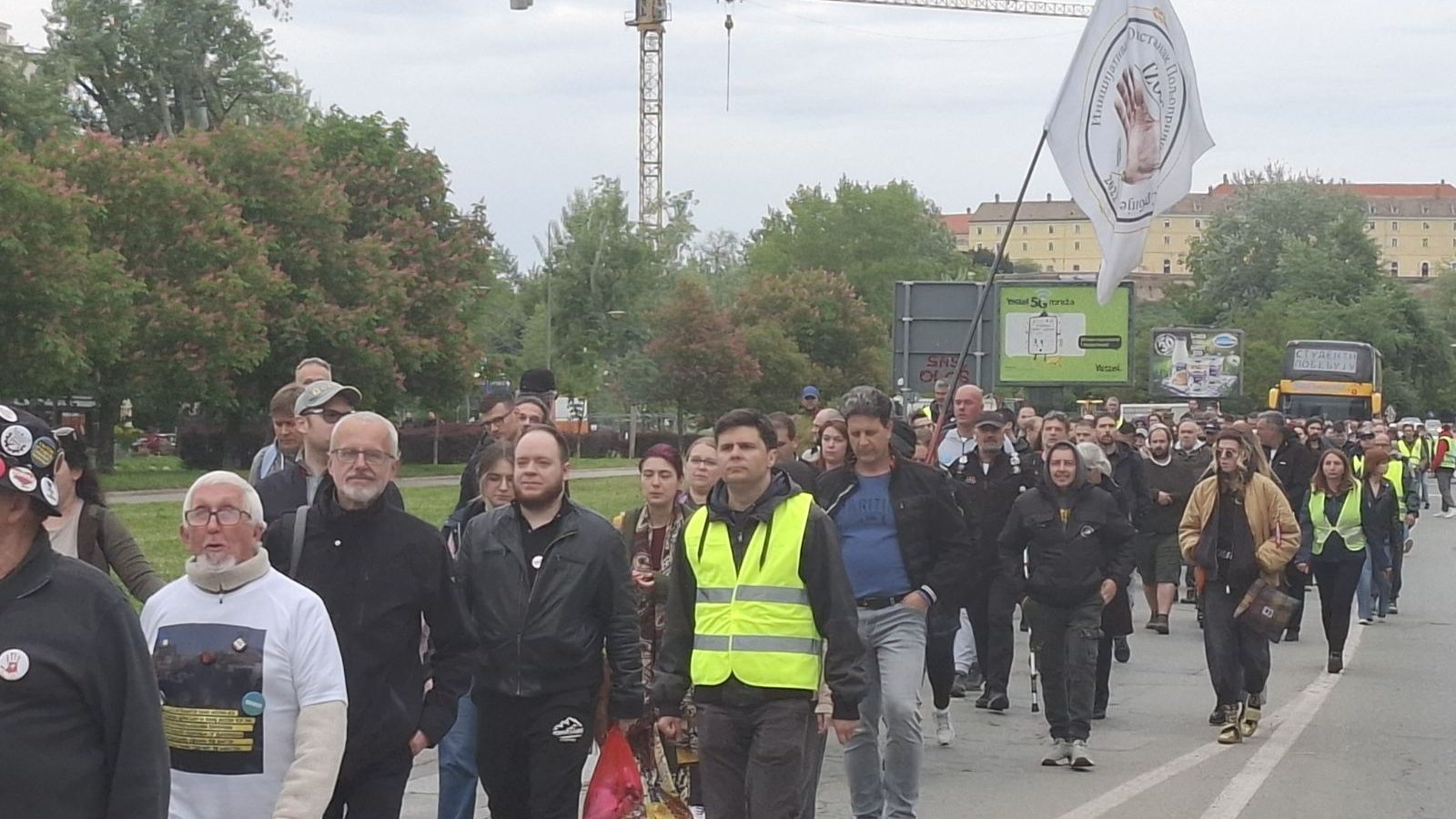 "Jaćimović uz narod, narod uz Jaćimovića": U Novom Sadu završen skup podrške autoprevozniku kom je zapaljen autobus (FOTO; VIDEO) 2