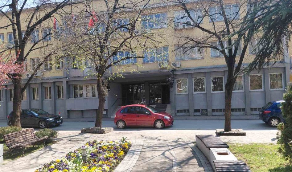 Da li Jedinstvena Srbija samo „prepakuje” svoje kadrove ili prepušta vlast SNS-u: Sutra u Jagodini čak dve sednice Skupštine grada 1