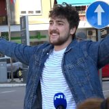 Student pušten iz pritvora posle saslušanja, poručio policajcima koji su ga tukli: "Batina pravde kuca na svačija vrata" 4