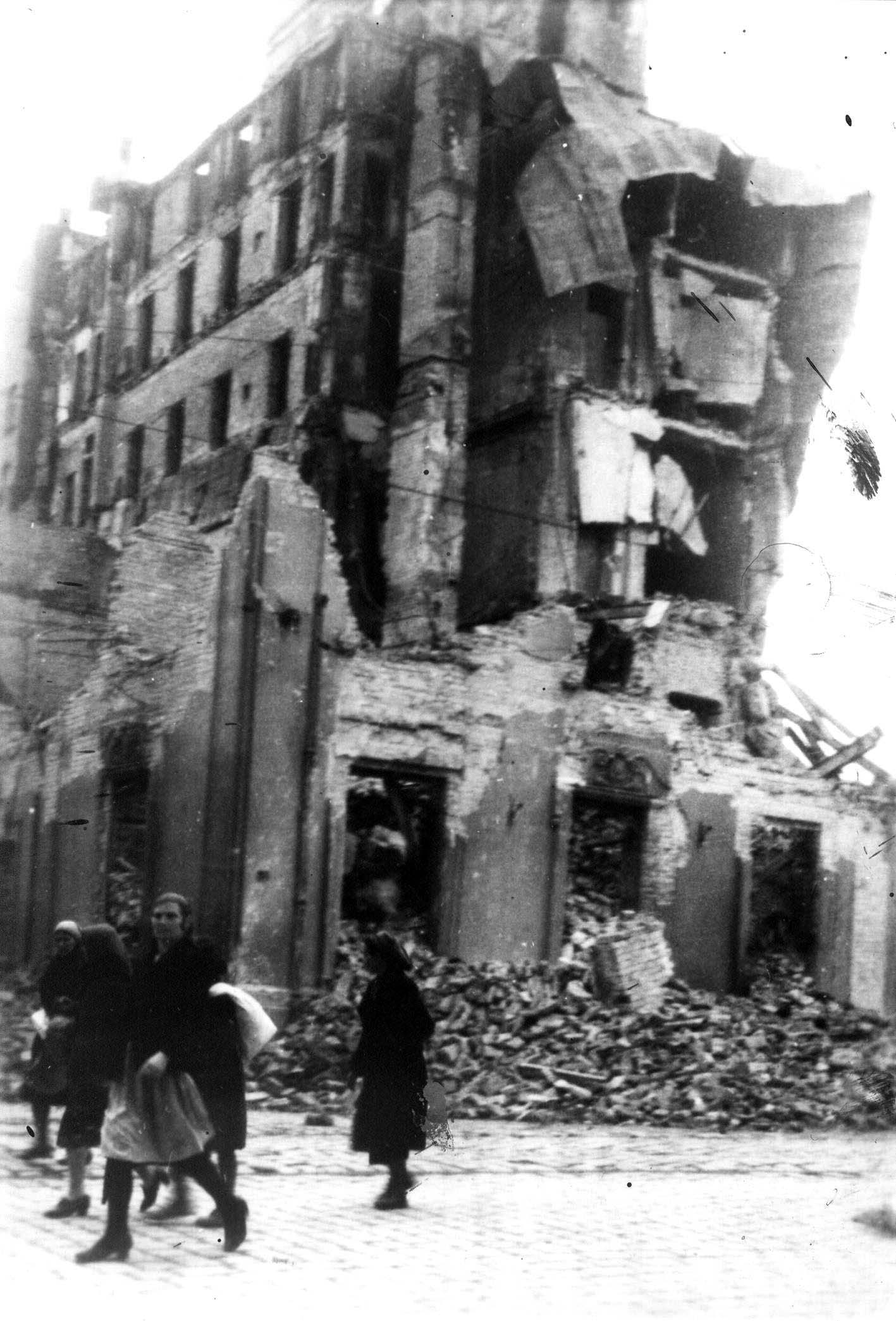 Dobili smo naredbu da bombardujemo Sofiju kao znak odmazde za Beograd: 85 godina od šestoaprilskog napada na Jugoslaviju 3 Dobili smo naredbu da bombardujemo Sofiju kao znak odmazde za Beograd: 85 godina od šestoaprilskog napada na Jugoslaviju 3