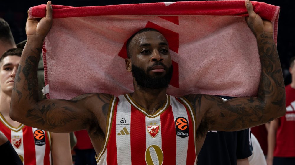 Kodi Miler-Mekintajer, Crvena zvezda