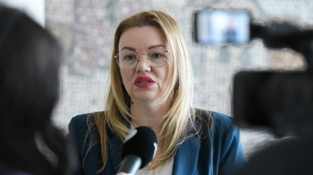 U Zemunu uručena 82 paketa hrane porodicama izbeglica i interno raseljenih 1